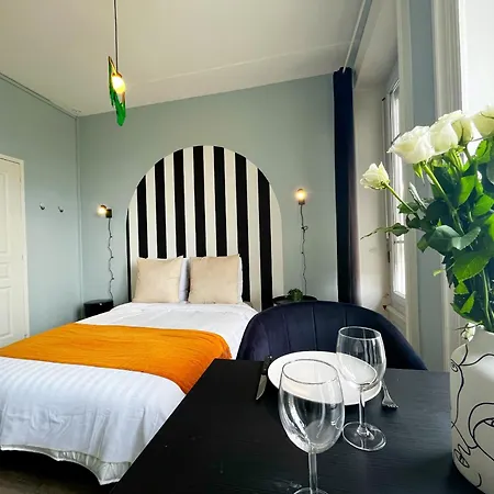 Medice Apartment Lyon